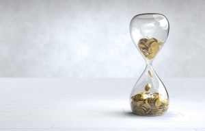 PAC vs liquidità: perché tenere i soldi sul conto ti costa caro